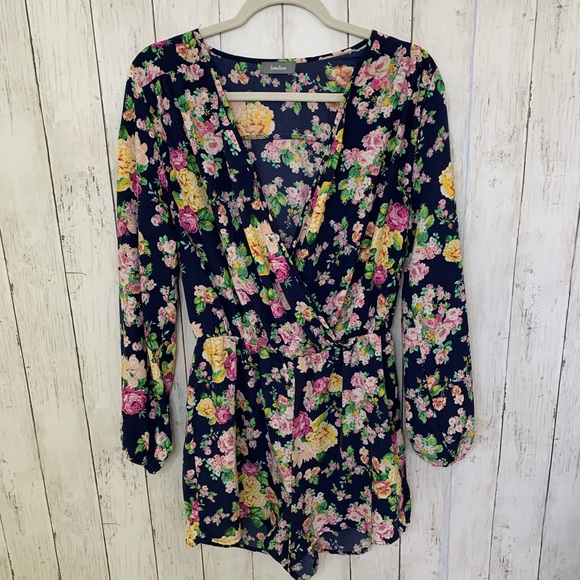 Neiman Marcus Pants - Neiman Marcus Floral Romper Medium